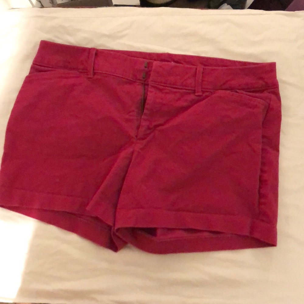 Old Navy chino shorts size 8